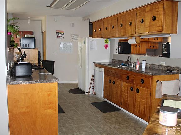 3rd image of 2240 Marshall Ct