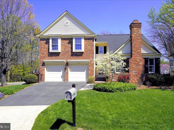 7801 Blue Jasmine Ct, Springfield, VA 22153