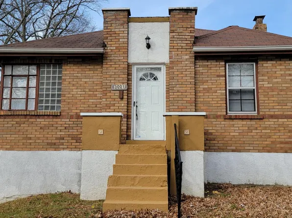 3001 Kemp Dr, Saint Louis, MO 63121