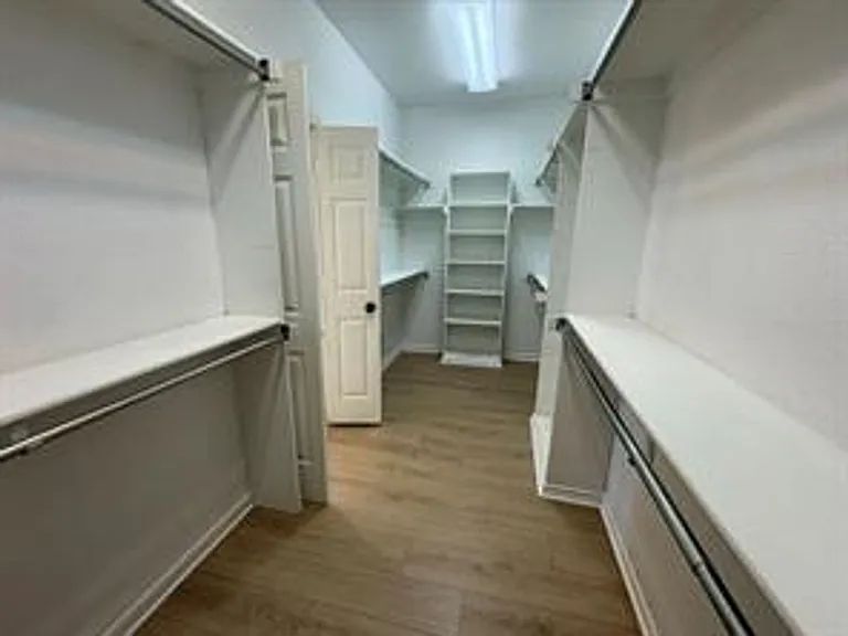 1100 Hunters Creek Dr — Photo 33