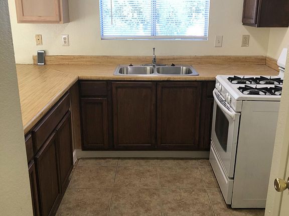 4th image of 73883 Desert Trail Dr #D
