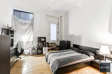 Rented by Bond New York