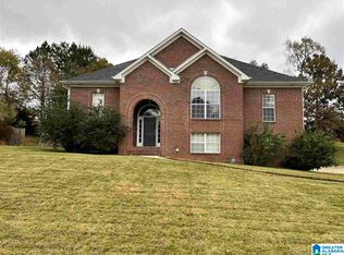 226 W Willow Cir, Calera, AL 35040