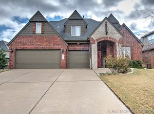 3905 S Willow Ave, Broken Arrow, OK 74011