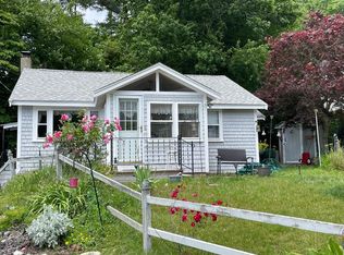 15 Lantern Ln, Halifax, MA 02338