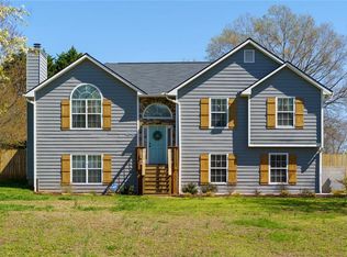 8015 Estee Dr, Cumming, GA 30028