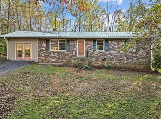 215 Shannon Forest Dr, Westminster, SC 29693