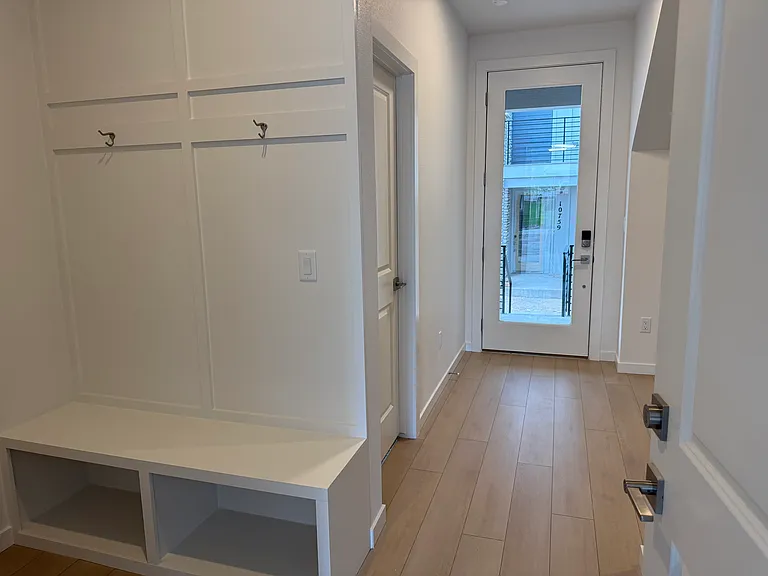 10748 Lewanee Point — Photo 12