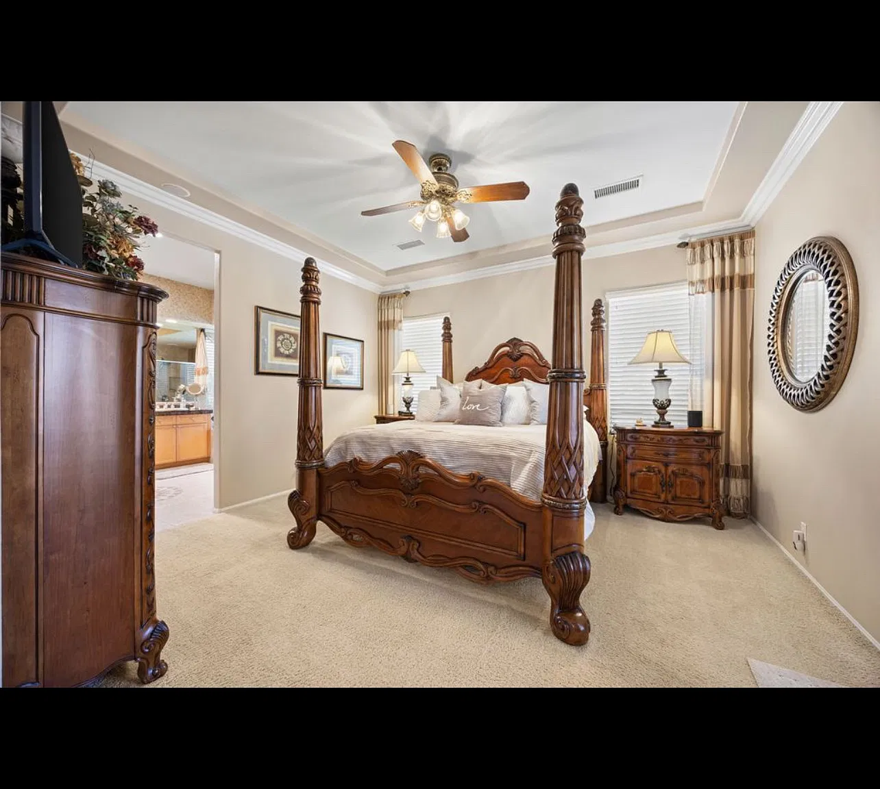3 bed, 2.5 bath, 2700 sqft, $6,000 — Photo 3