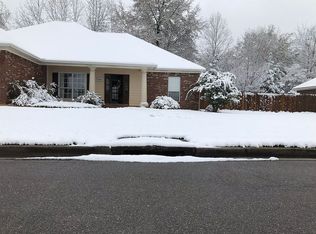 438 Pinehurst Dr, Meridian, MS 39305