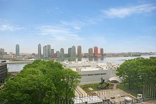 Sold by Trump International Realty | media 14