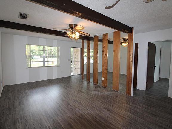 5th image of 2500 Westwood Ave