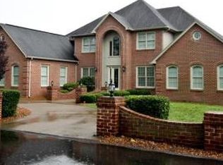 705 Beechwood Dr, London, KY 40744