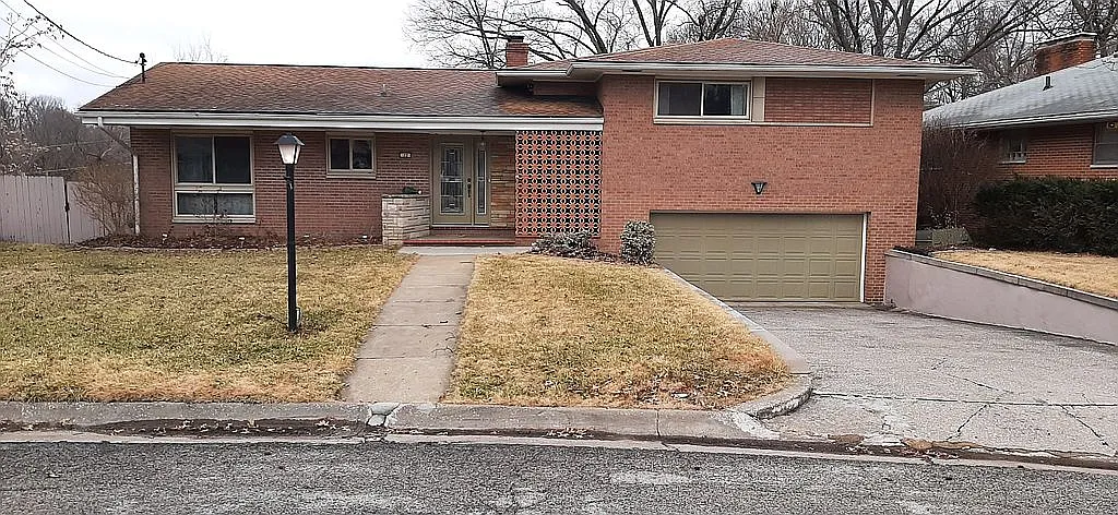 12 Hebner Dr photo 1