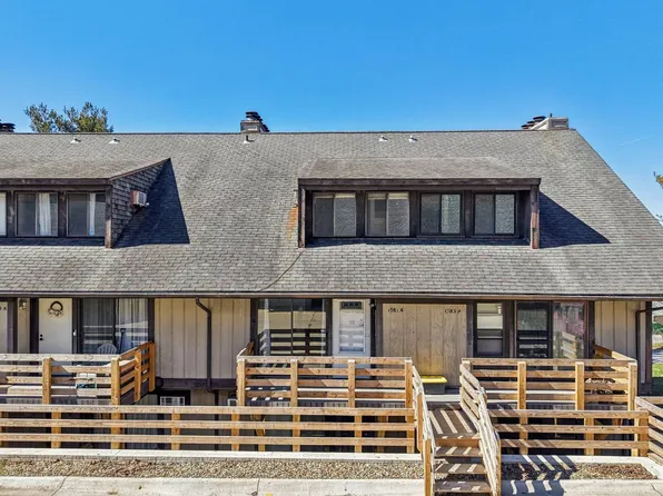 1581 Treetop Trl, Akron, OH 44313