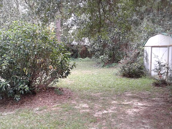 2nd image of 2507 W Longleaf Dr