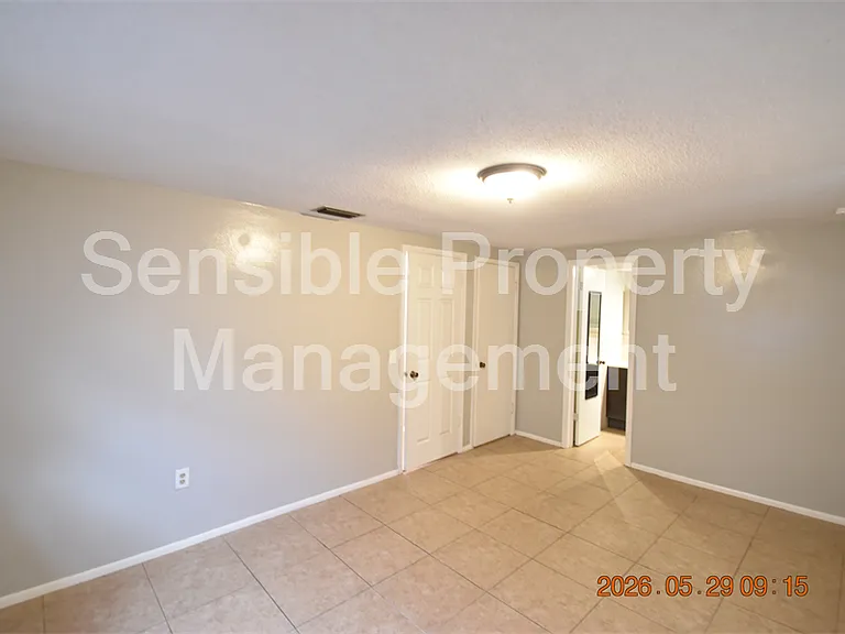 10816 Piccadilly Rd — Photo 7