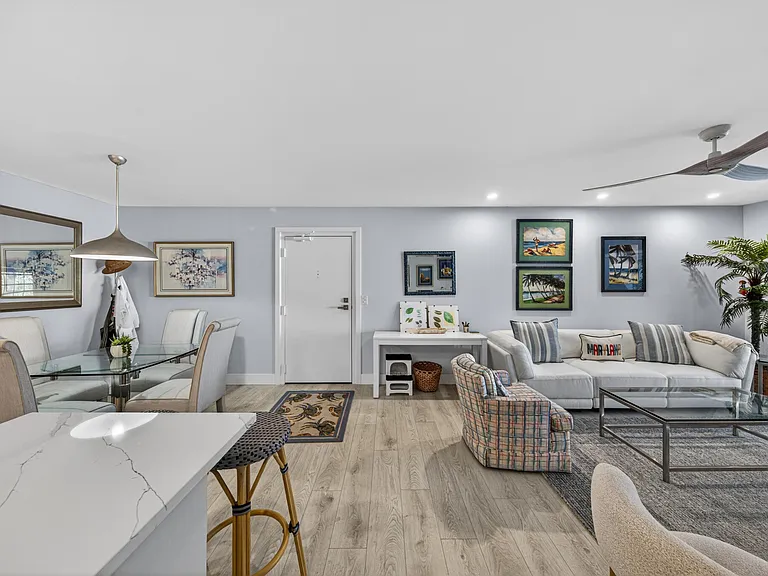6429 Bay Club Dr #3 — Photo 22