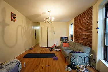 Rented by Rennit Inc.