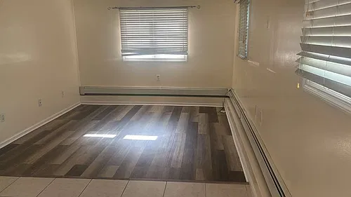 17 Westwood Ave Photo 1