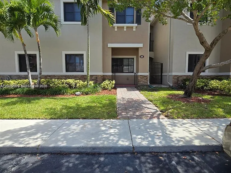 22401 SW 88th Pl #10 — Photo 2