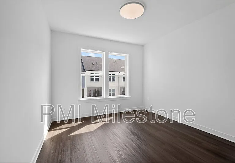 16162 Frederick Rd — Photo 18