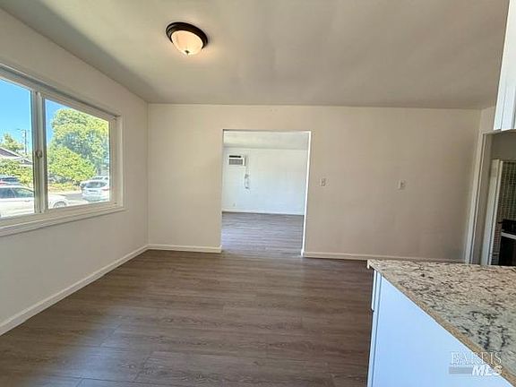 3rd image of 261 Circle Drive