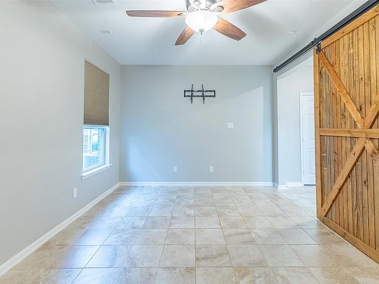 2850 Cayden Creek Way — Photo 5