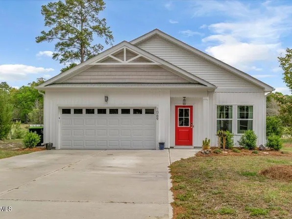 1069 River Drive SW, Calabash, NC 28467
