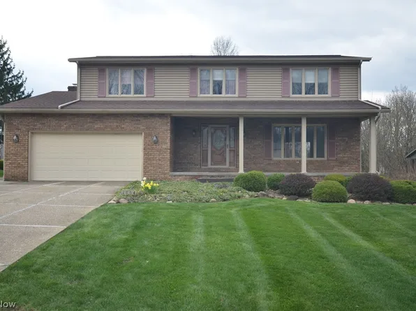 1464 Berkshire Rd, Stow, OH 44224