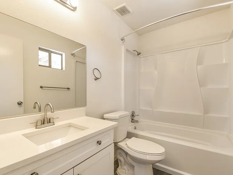 1153 W Diamond Ave — Photo 12