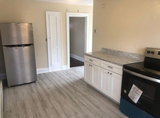 211 Poquonnock Rd, Groton, CT 06340