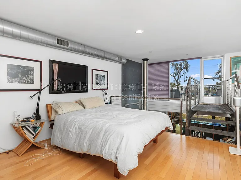3033 India St #4 — Photo 9