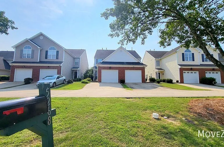 5268 Eagle Trace Dr — Photo 28