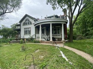 1034 S Ellsworth Ave, Addison, IL 60101