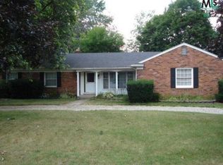 1790 McManus Dr, Troy, MI 48084