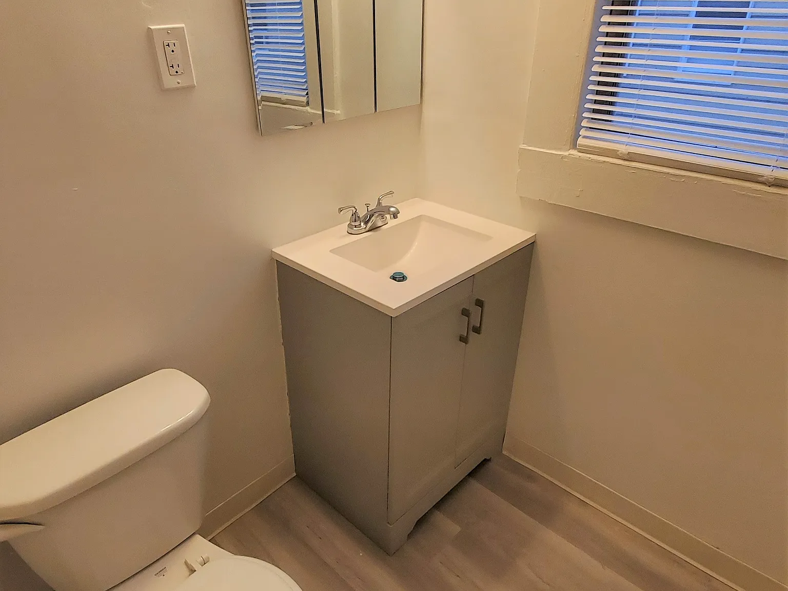 2 bed, $1,895 — Photo 3