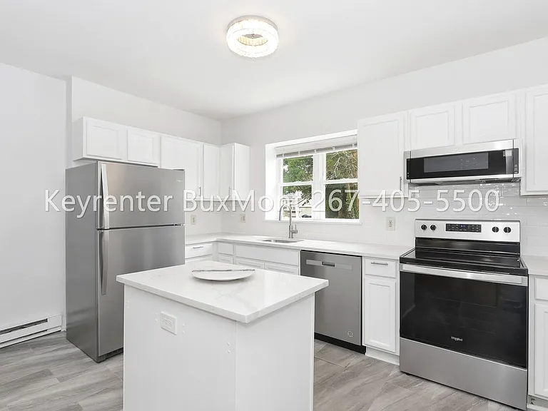 152 Prospect Ave — Photo 2