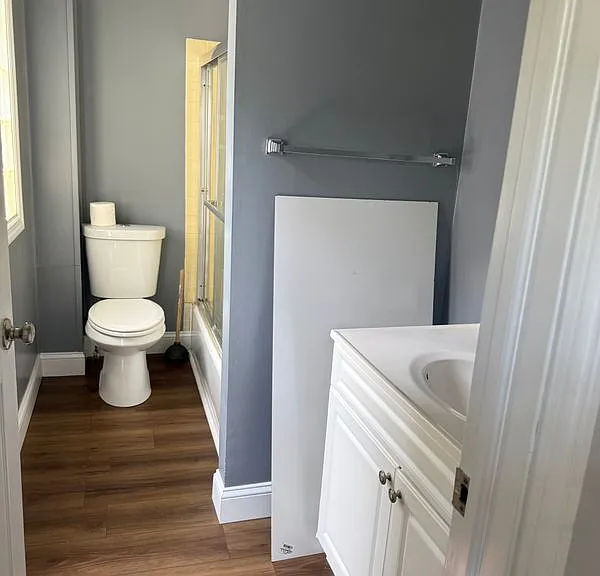 400 Greenwich Ave — Photo 9