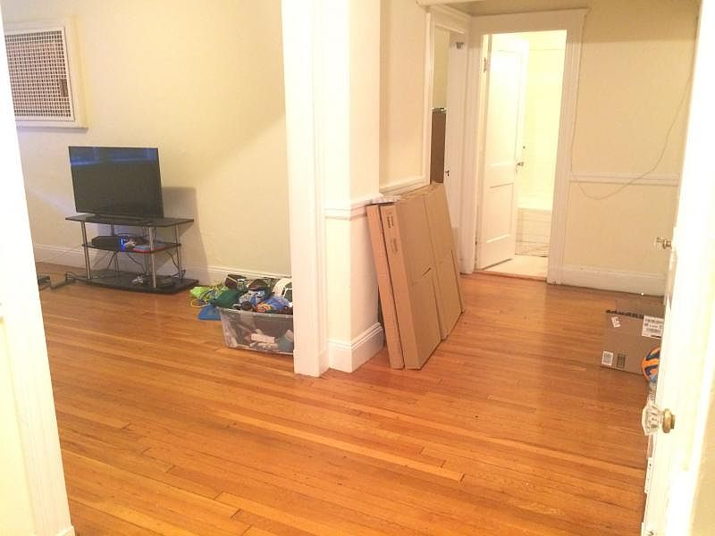 1st image of 5 Lothian Rd APT 2