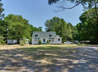 3223 George Washington Memorial Hwy, Hayes, VA 23072