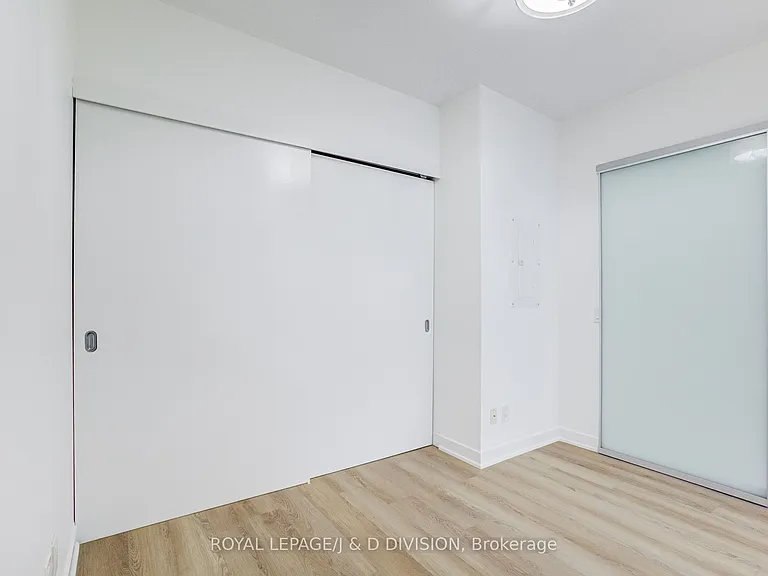 1030 King St W #435 — Photo 19