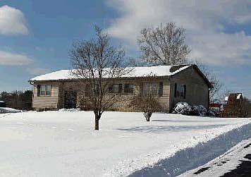 2nd image of 71 Phyllis Dr