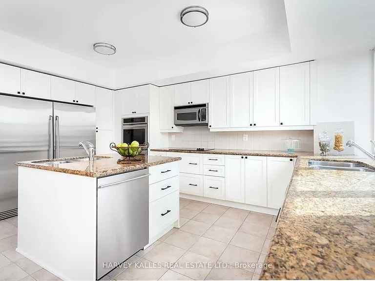 1 Cordoba Dr #205 — Photo 6