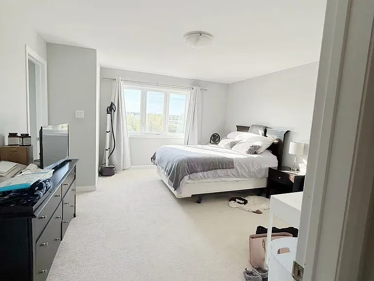 75 Aura Ave — Photo 12