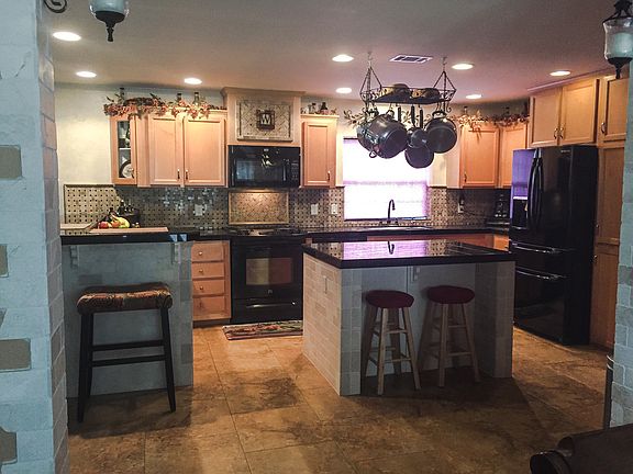 3rd image of 16225 County Road 373