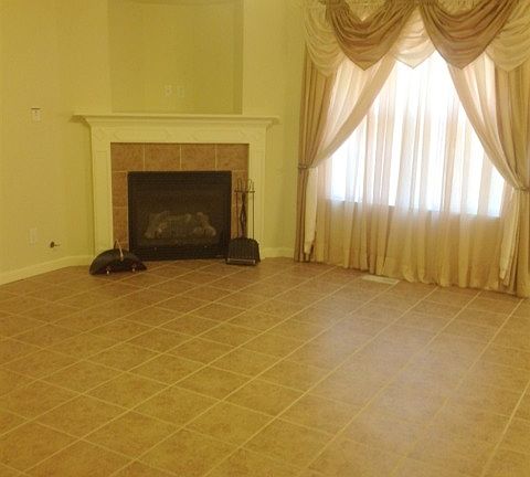 3rd image of 19150 Fenwick Ln