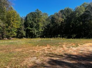 270 4th St, Boiling Springs, SC 29316