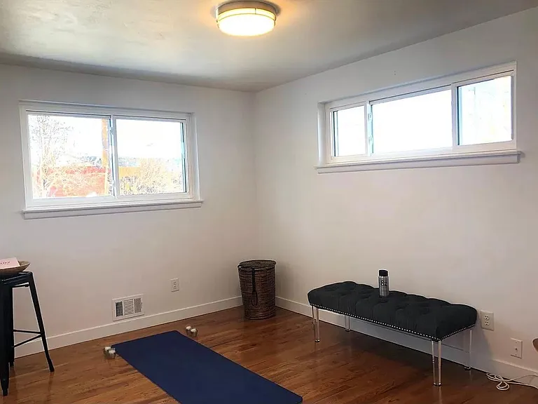 2711 S Lowell Blvd — Photo 11