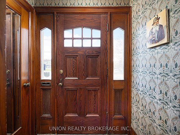 2nd image of 3741 Kingston Rd